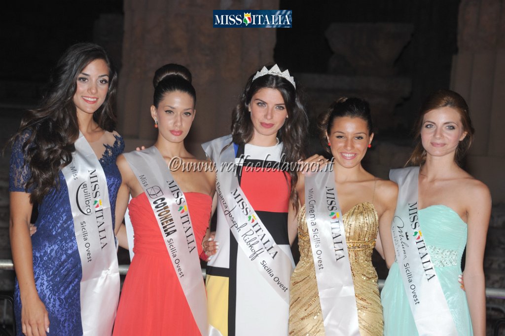 Miss Eleganza 2015 Premiazione (134).jpg